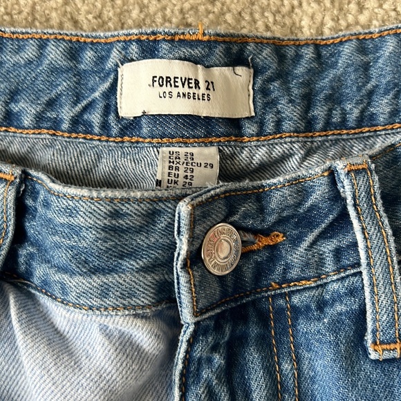 Forever 21 90s baggy Denim W/ Patchwork Detail | Size 29 - Picture 2 of 9